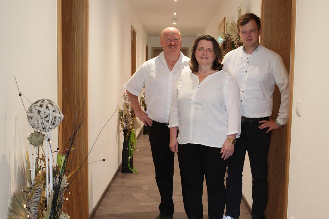Gastwirtschaft & Hotel Doll Markt Indersdorf Bagian luar foto