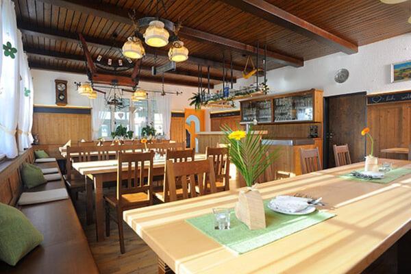 Gastwirtschaft & Hotel Doll Markt Indersdorf Bagian luar foto