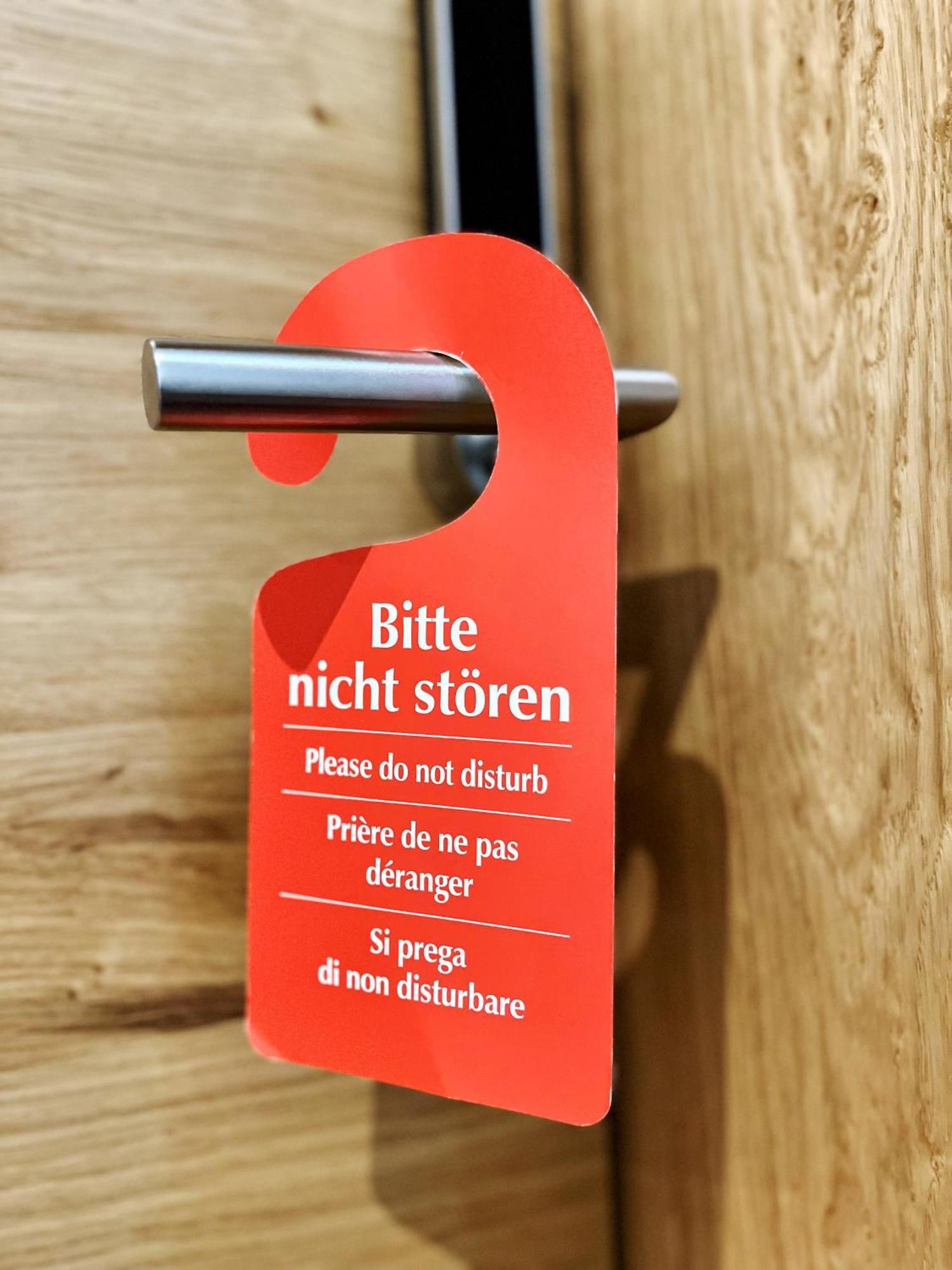 Gastwirtschaft & Hotel Doll Markt Indersdorf Bagian luar foto